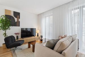 Brand new luxurious 2-Bedroom Duplex