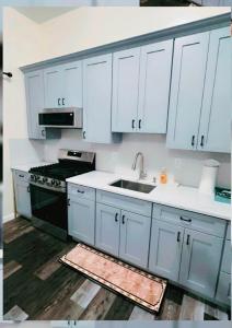 Bright Spacious 3-Bed Ideal, Sightseeing & Comfort