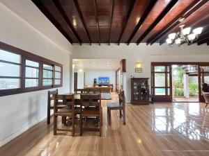 Clear Water Pool Villa