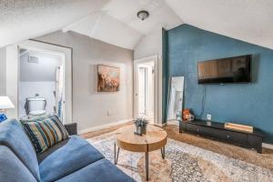 メンフィス (テネシー州) The Willett Loft - Spacious 2BR Escape in Memphis 3つ星 宿泊施設 スイート