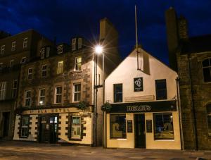 Royal Oak Court Retreat