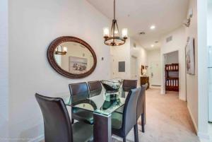 Bahama Flower Retreat, 10 min to Disney