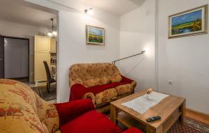 Cozy Apartment In Porec