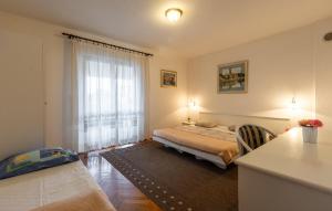 Cozy Apartment In Porec