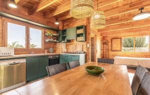 Beautiful Home In Guardamar Del Segura