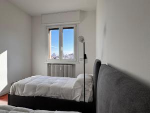 Panoramic penthouse with terrace in Milan