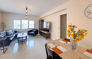 Beautiful Apartment In Torrevieja