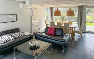 Cozy Home In Röbel With House A Panoramic View