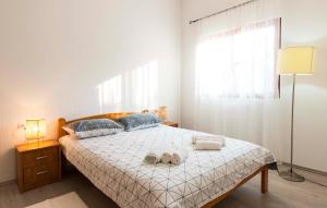 2 Bedroom Stunning Apartment In Bale