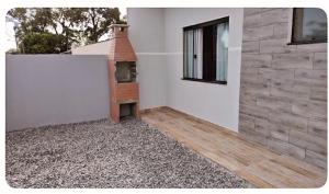 Casa do amor, vc pode ir andando até a praia