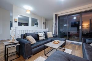 Penthouse in Central Nottingham with Hot tub and Games