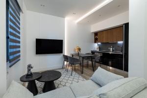 Luxurious and posh in Historical Centre - Superior la Marmora Town House - Completely Renovated & fully Equipped