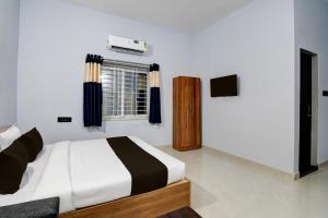 Hotel O by OYO Samrat Palace
