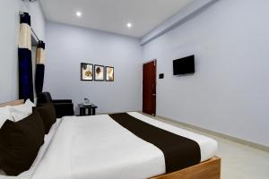 Hotel O by OYO Samrat Palace