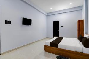 Hotel O by OYO Samrat Palace