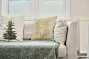 Fir Tree Lodge with Hot Tub