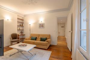 St Dominique Gem, 5 Min Walk to the Eiffel Tower