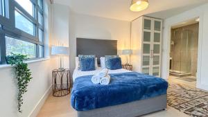 Modern 3-Bedroom flat in St Johns Wood near Marylebone & Regents Park with Balcony