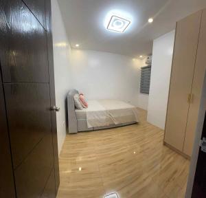 4 Bedroom House for 5-6 guests