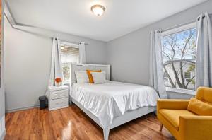 Serenity Home Free Parking & Wine