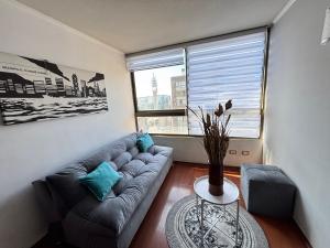 depto para 3 vista torre entel metro la moneda