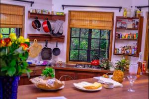 Laikipia farmstay Chui Cottage near Nanyuki - 2330