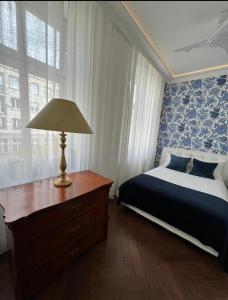 Luxury apartment in center town!