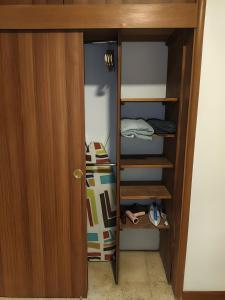 Apartamento Renovado en el Centro de Caracas Cerca de Todo