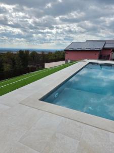 Marmor Collis by Winery Glavica