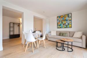 Studio Becke, with private parking