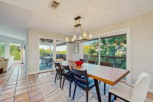 Peaceful Retreat on Quiet Cove on Lake Travis