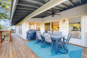 Peaceful Retreat on Quiet Cove on Lake Travis