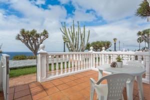 Atlantic Ocean Rest Mesa del Mar
