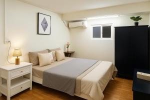 Hanoi French Quarter Stay by Hoàn Kiếm Lake