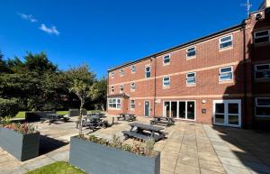 For Students Only Myrtle Court in Liverpool