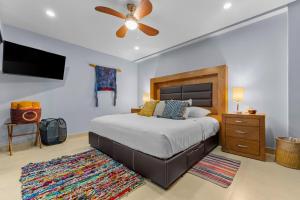 2BR Luxury Condo with Rooftop Pool Zona Romántica