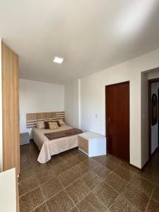 Apartamento com 03 dormitórios