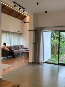 Furnished Villa Near Kurumbanadom StAntony Church
