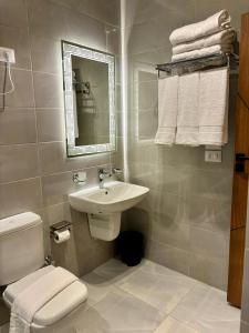 The Palace Pyramids View Hotel