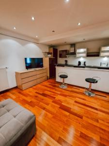 Dorey Home P8 - Cozy Apartment am Fluss