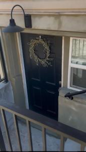 Cozy and well located 2-bedroom basement