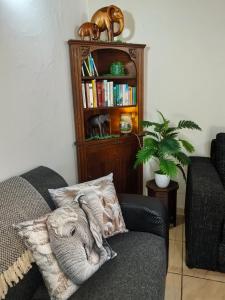 Ndlovu Chalet St Lucia