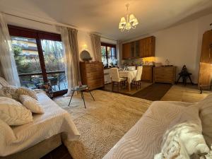 Apartament De Lux z ogródkiem Parking Centrum Duża Krokiew Krupówki