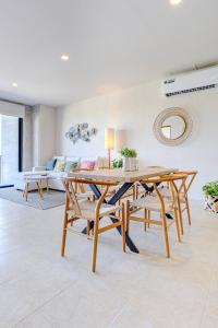 Céntrico departamento con alberca wifi gym