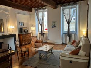 Maison de charme avec plafonds et parquets anciens