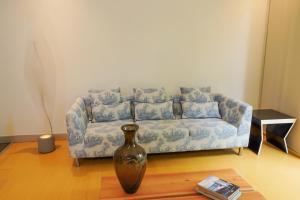 Apto Exclusivo en Cali con Balcón, Piscina y Sauna! Vive una Estancia con Estilo