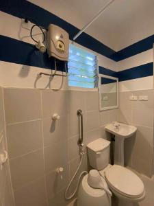 Blue Water De Santorini