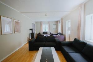 The Farm Managers House at Hindemae Estate Historic Charmed house