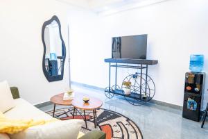 Cozy One Bedroom Apartment, Winchester Gardens