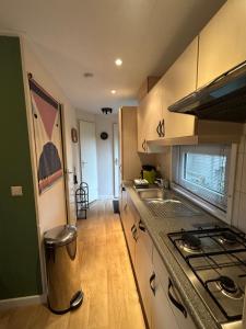 Fijne caravan midden in de bossen van de Veluwe